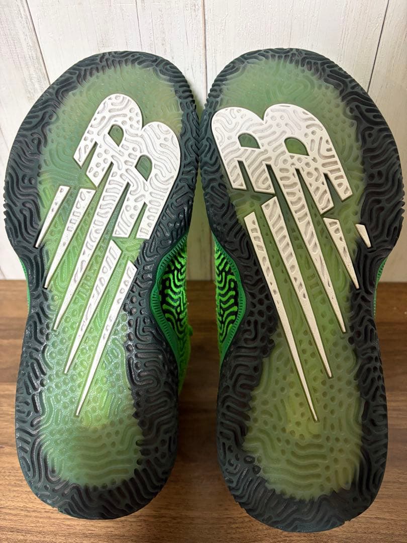 New Balance TWO WXY Low アシディックグリーン 27cm