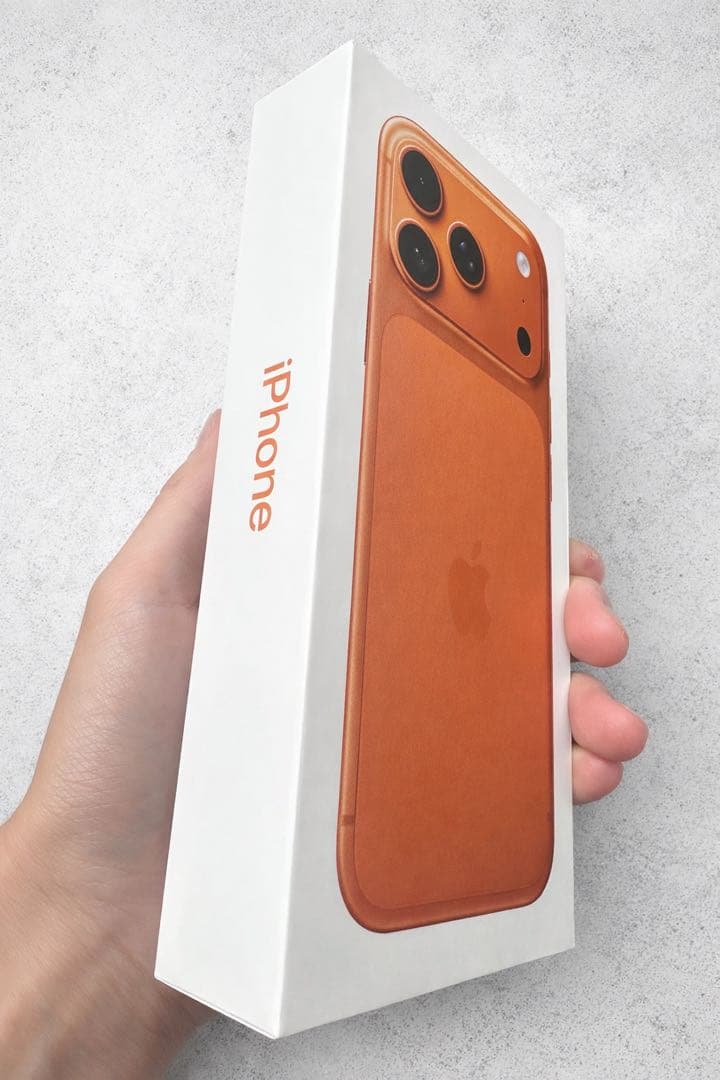 Apple iPhone 17pro オレンジ 本体　512GB