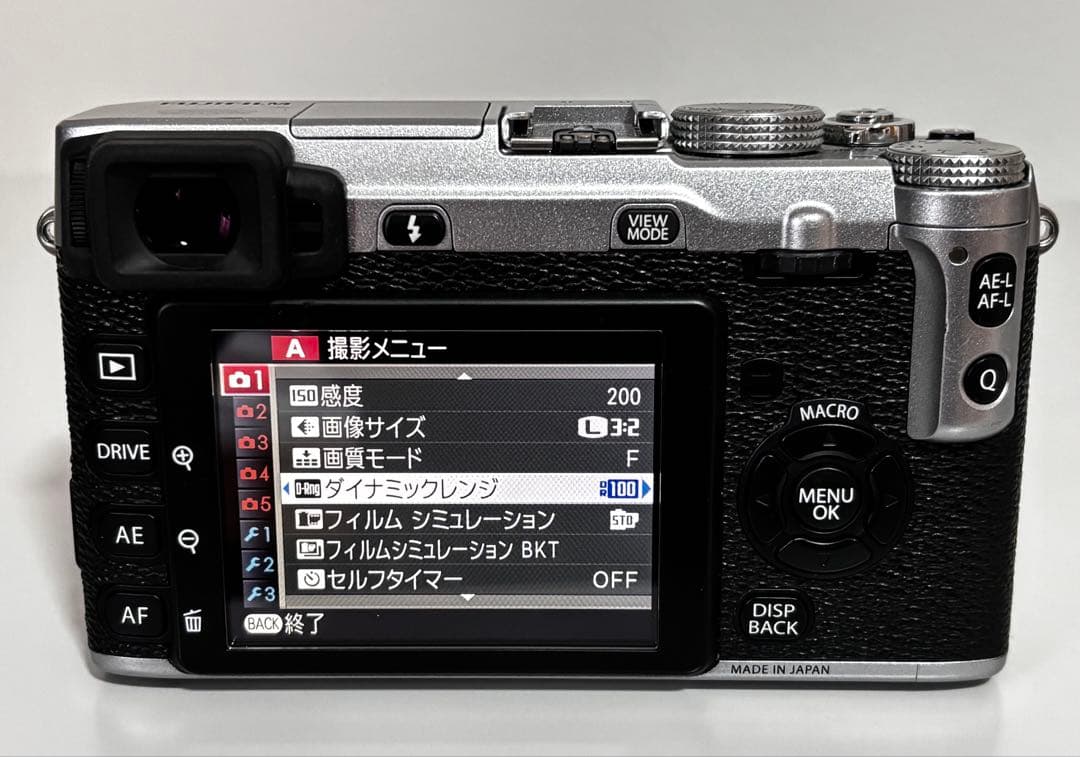 デジタルカメラ FUJIFILM X-E1