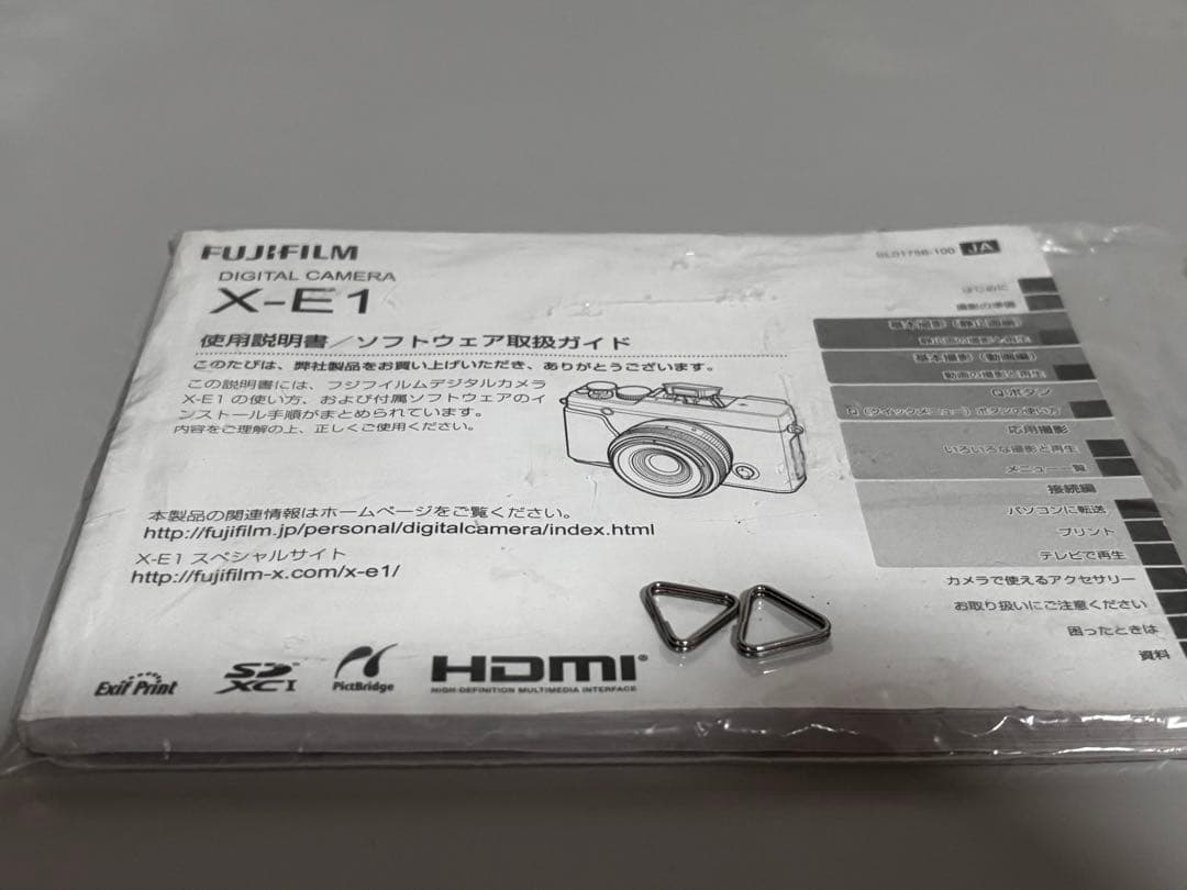 デジタルカメラ FUJIFILM X-E1