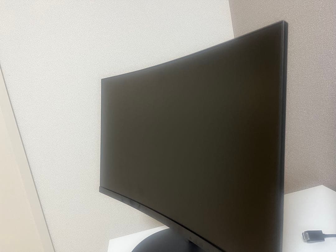 KOORUI モニター 24インチ FHD 1080p湾曲モニター