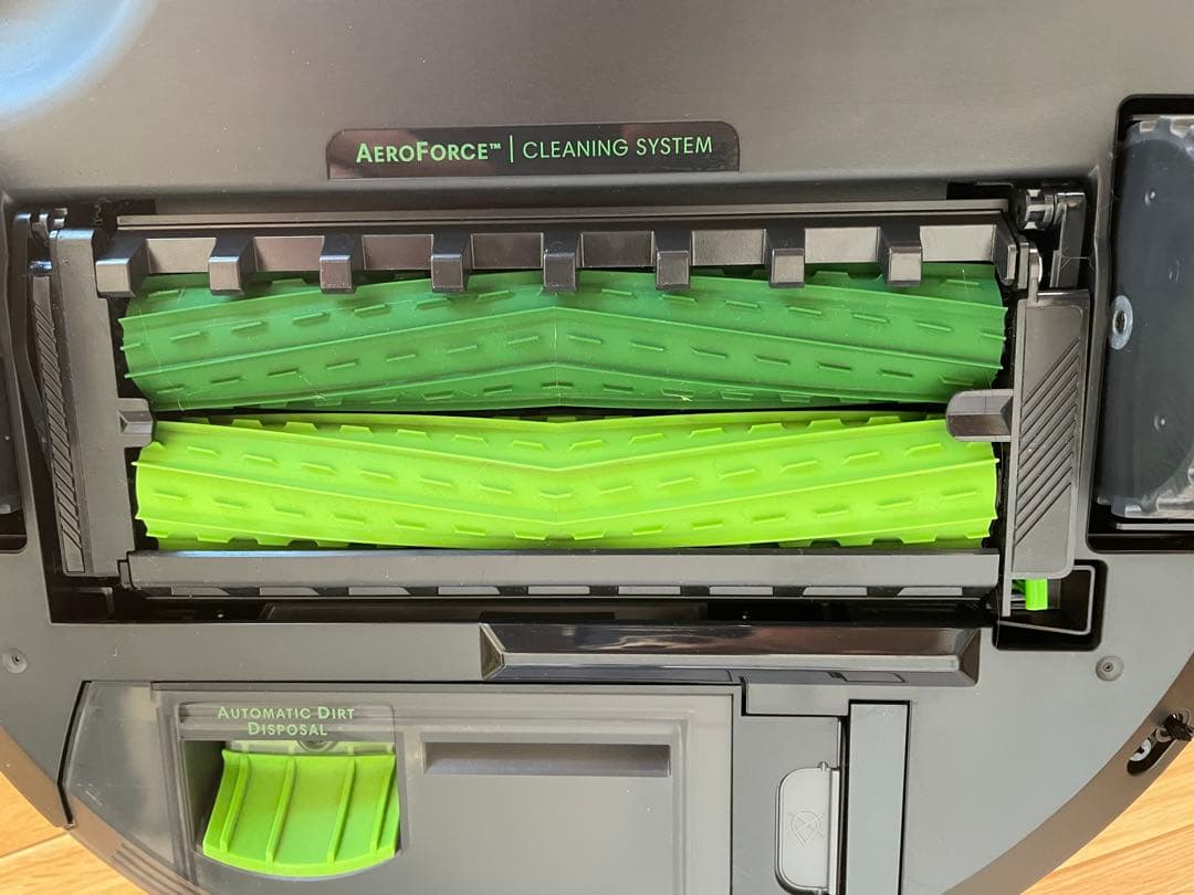 【極美品】アイロボットIRobotルンバ j7+ 掃除機 j755860