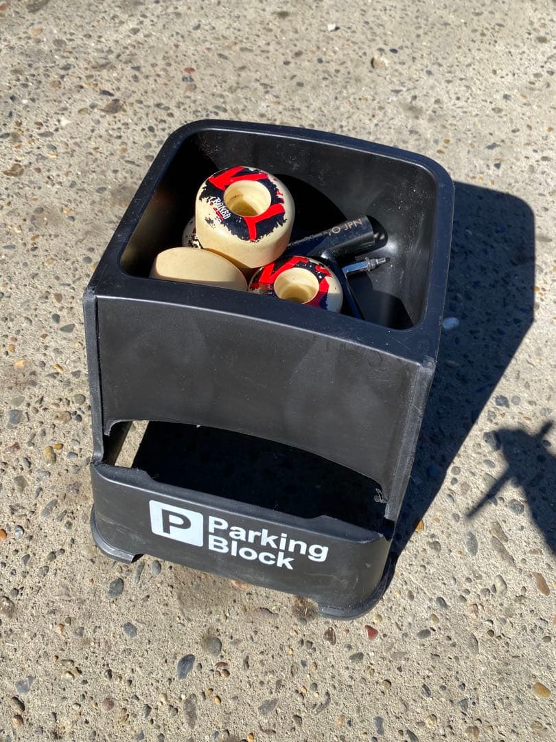 CALIFORNIA STREET スケボーコンプリート　ホルダー・工具付き