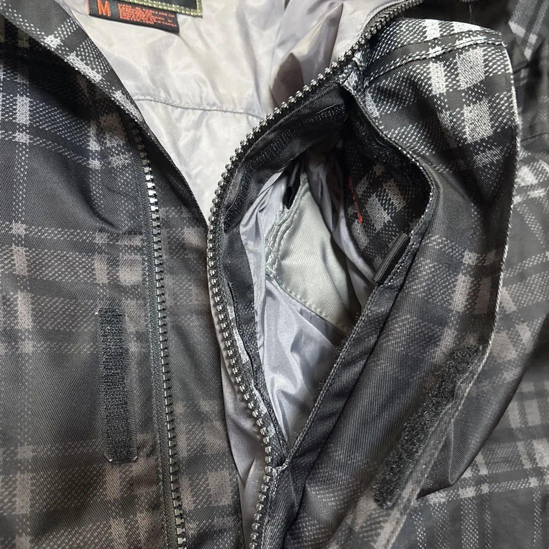 BURTON スノボウェア男性用Mサイズ