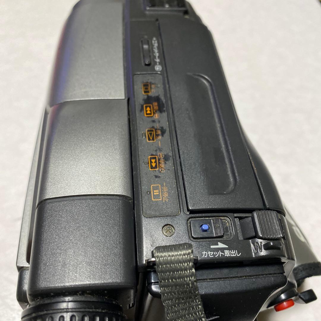 SONY Video8 ビデオカメラ　CCD-TRV513 ②