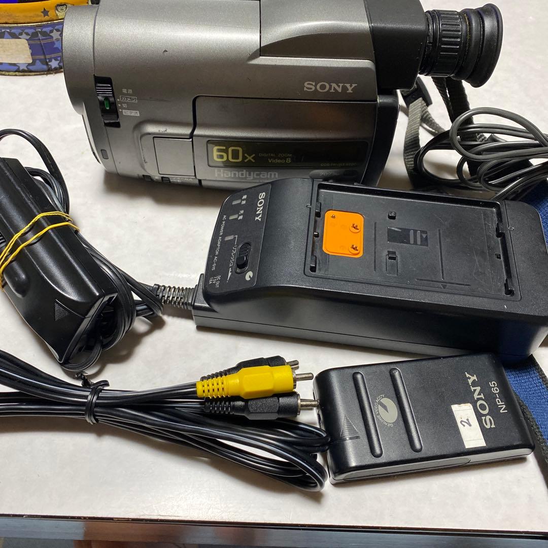 SONY Video8 ビデオカメラ　CCD-TRV513 ②