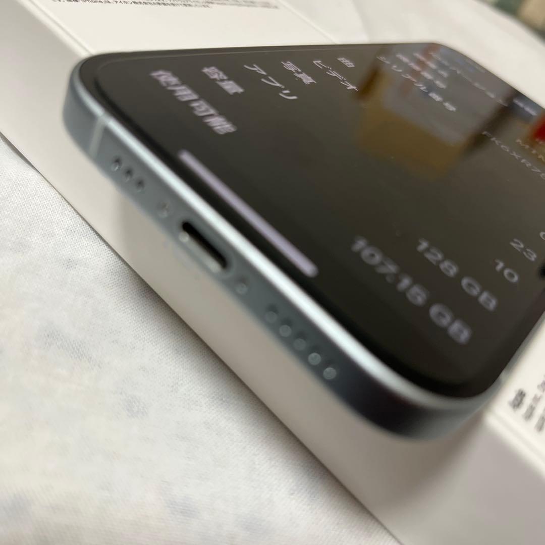 【美品中古】Apple iPhone 15 本体 128GB ブルーSIMフリー