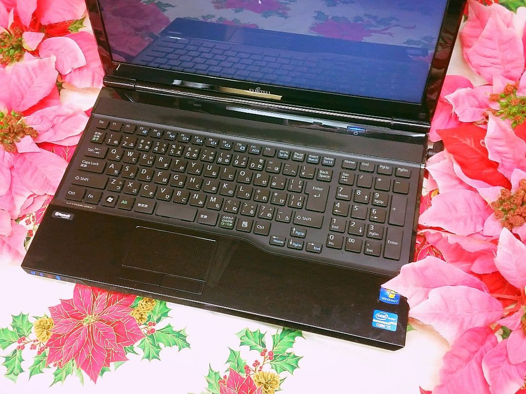 最新Windows11/新品SSD256G/美品/DVD再生/WEBカメラ