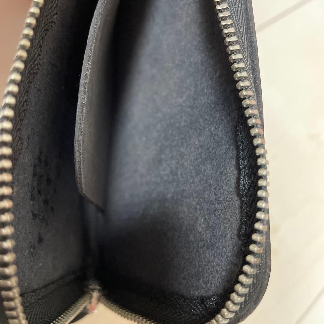 htc 財布　ターコイズ　スタッズ　ブラック　フラワー