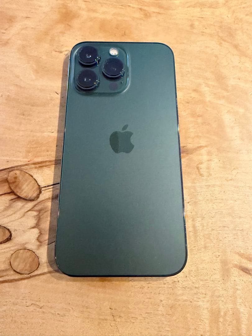 美品　iPhone13Pro 1tb バッテリー交換済み100% SIMフリー