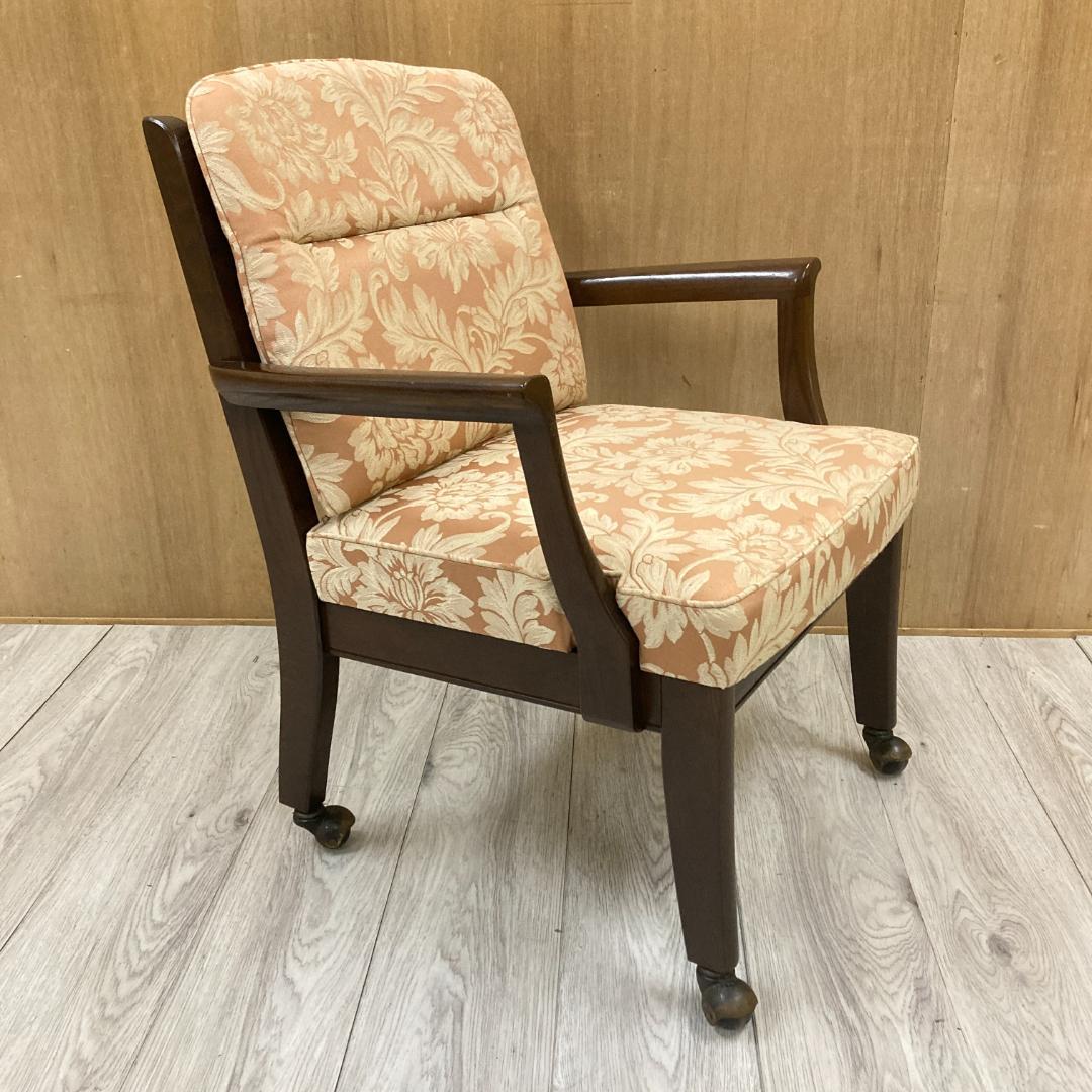 【飛騨産業】キツツキ　アームチェア　ダイニングチェア　キャスター付き A