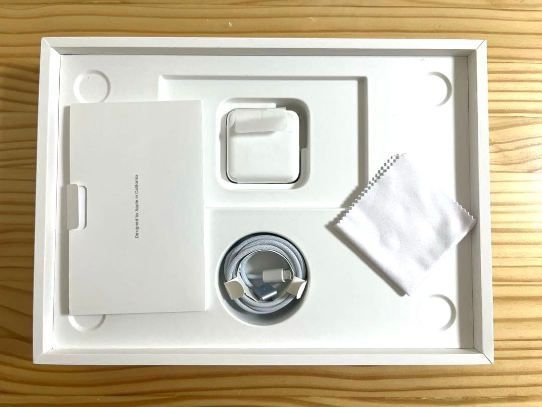 M4 MacBook Air 16G 256G スカイブルー