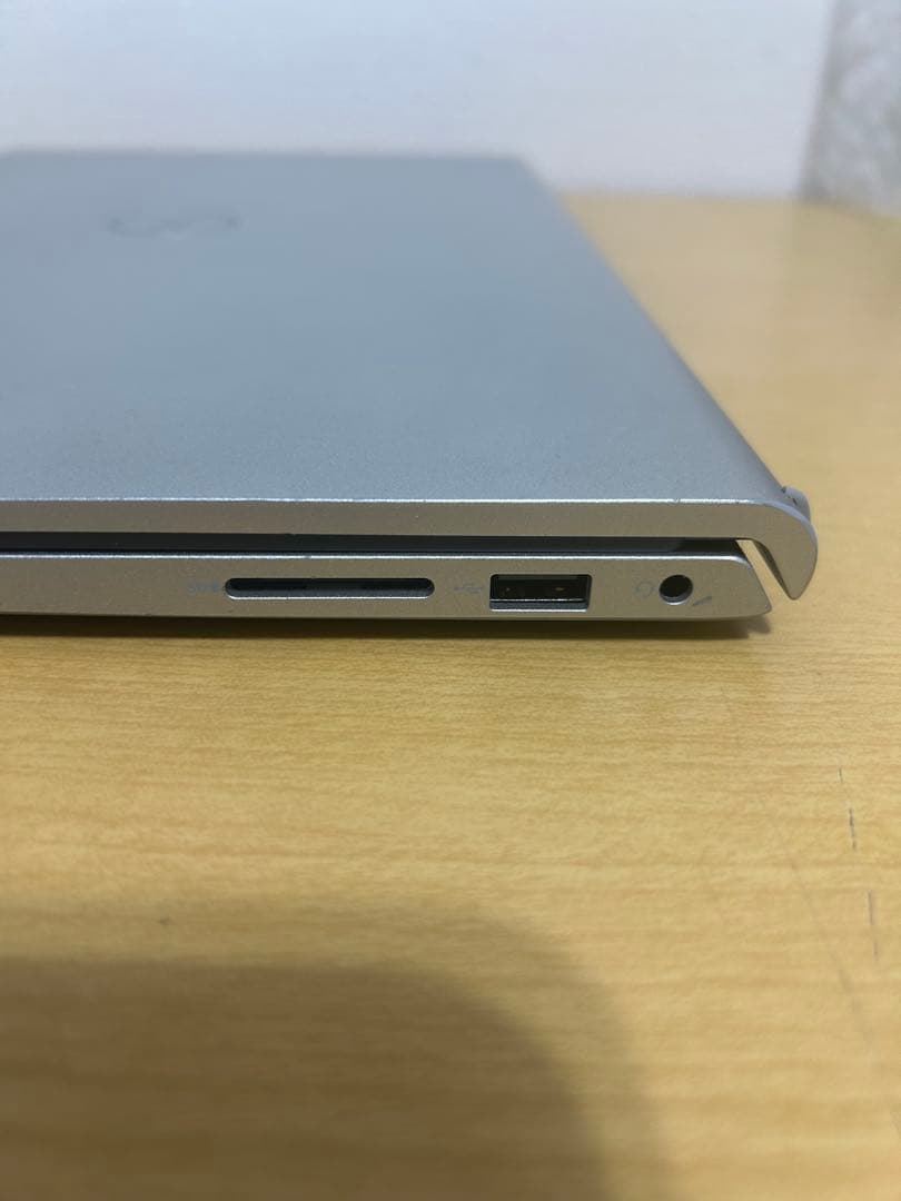 Windowsノート本体 Dell Intel Core i3 inspirion15 3520