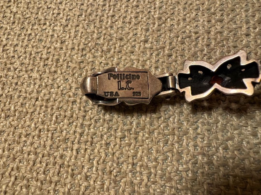 Leathers and Treasuresスクロールハートブレスレット 赤