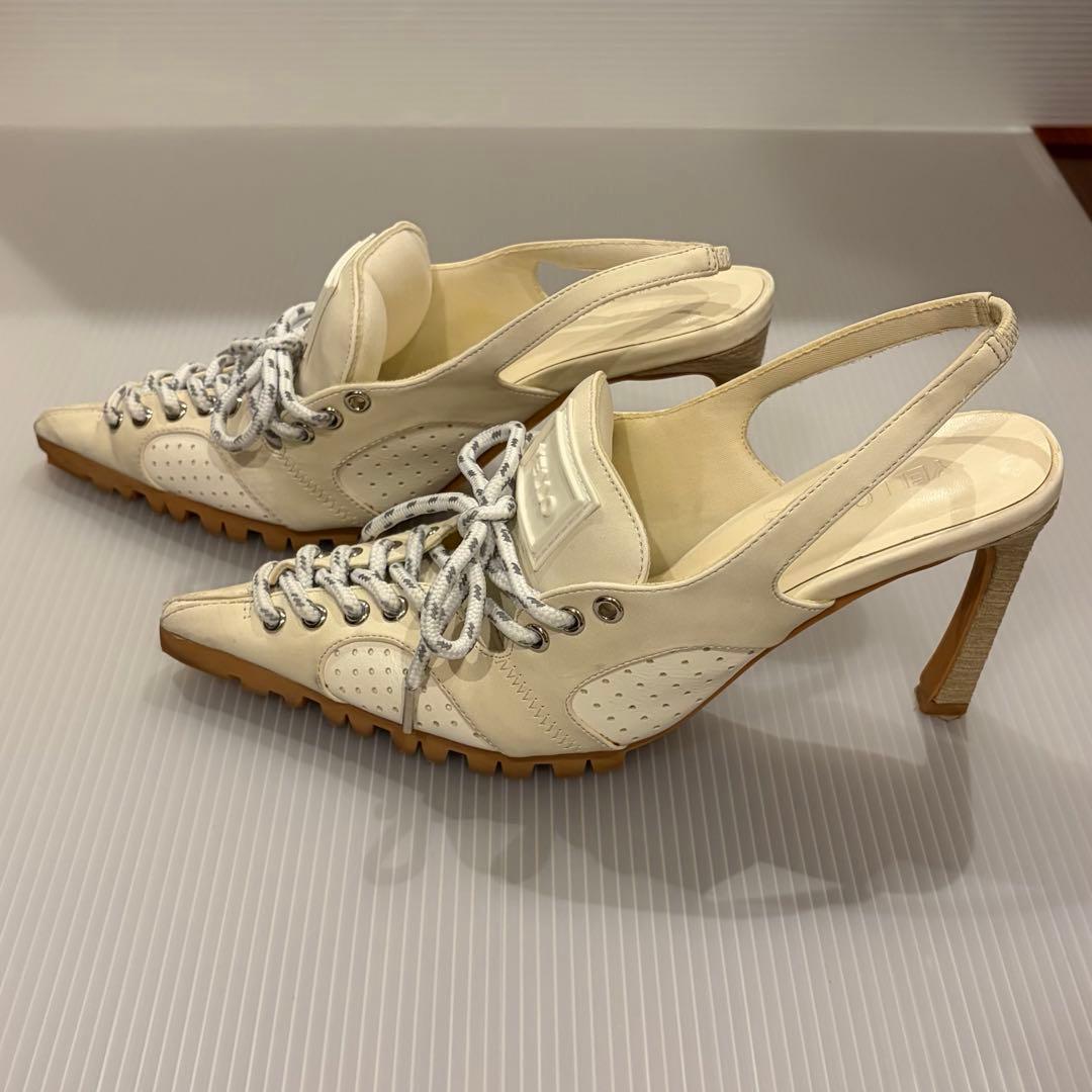 YELLO スニーカーミュール　24-25cm