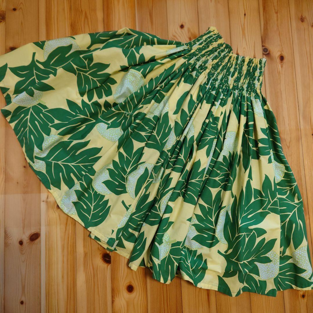 【美品】フラダンス用スカート15枚他　大特価（多色、シャーリング）