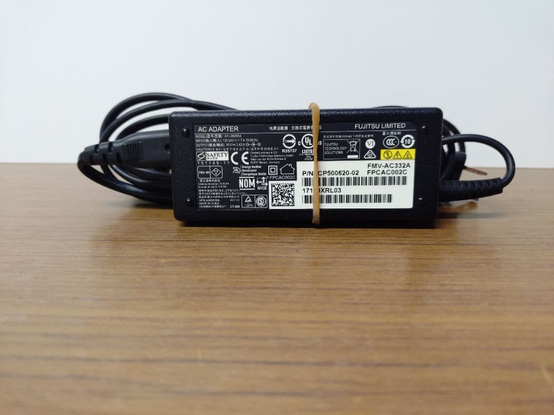 i*s様 富士通 LIFEBOOK AHシリーズ 15.6インチ ブラック