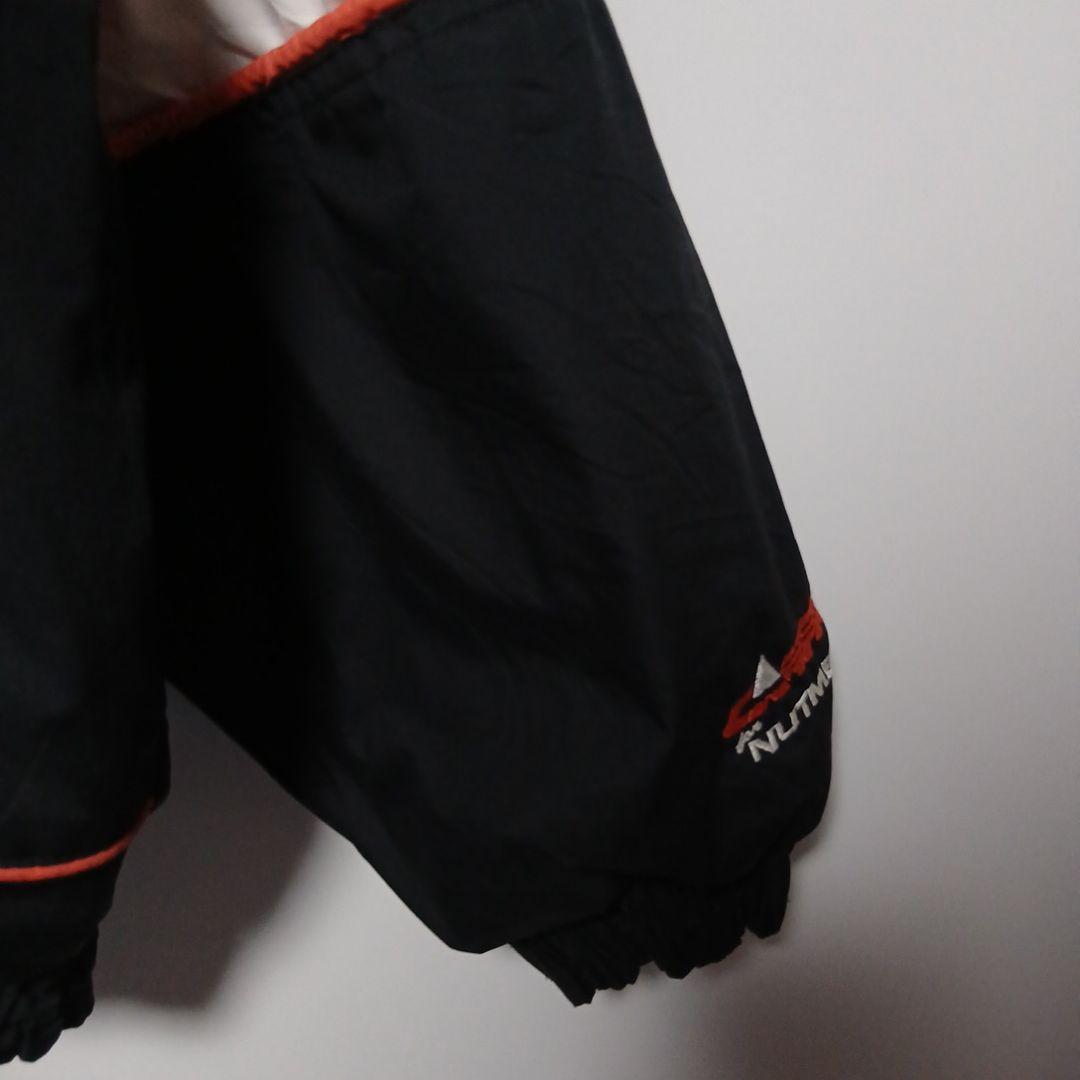 NHL ナイロンジャケット　中綿入り Nutmeg By Campri　C233