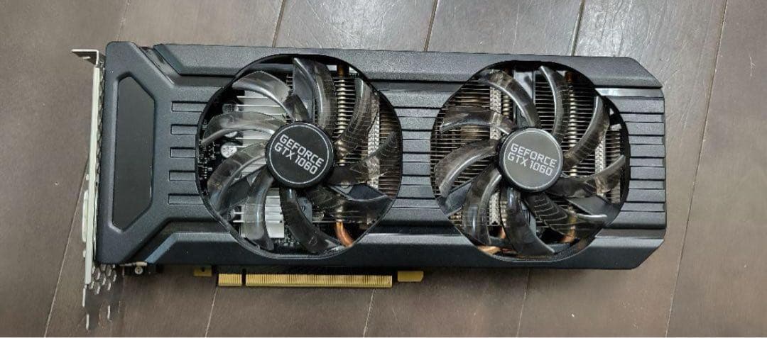 白 自作ゲーミングPC GTX1060 i7 FPSゲームプレイ可