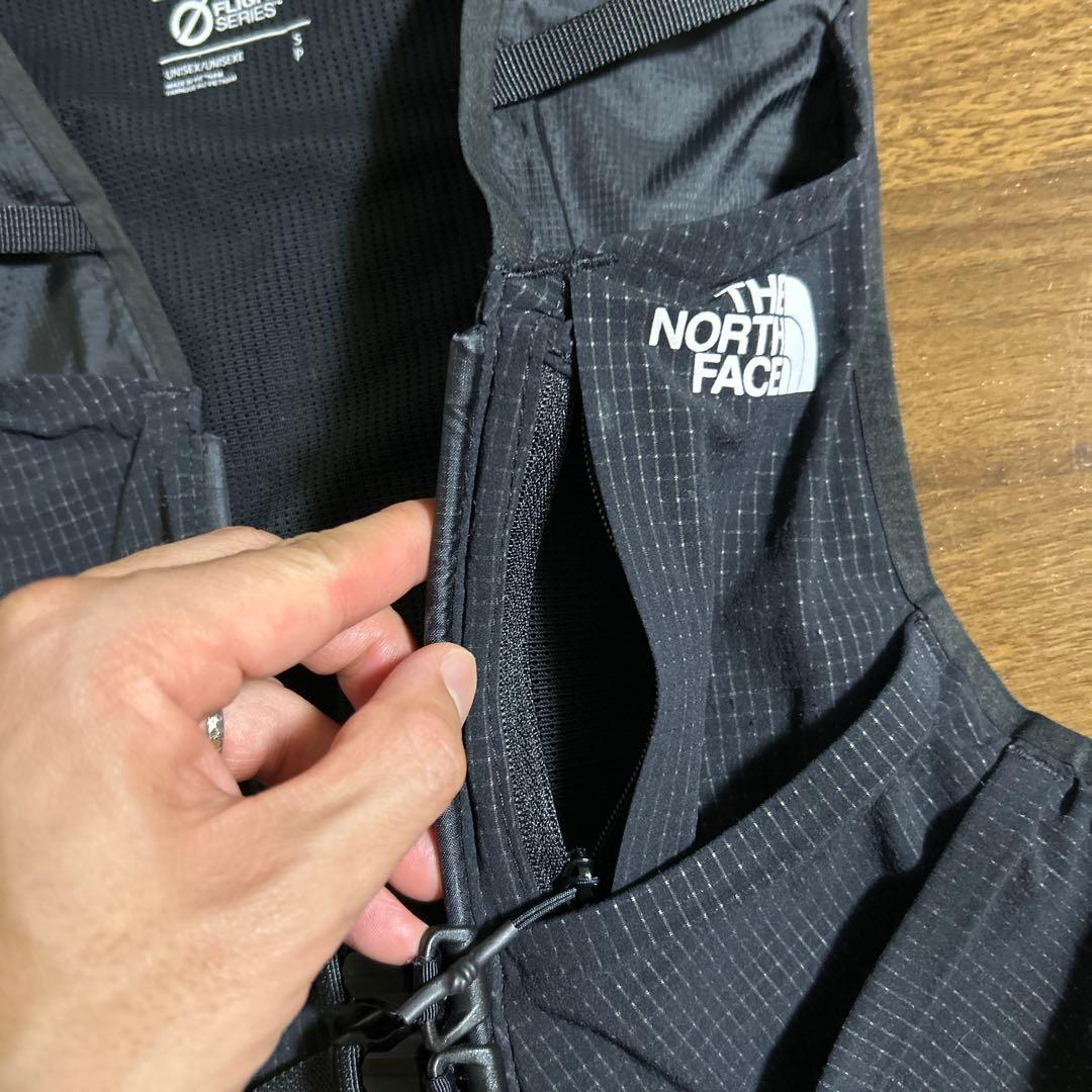 【KEI様】ノースフェイス フライトレースデイベスト8 登山