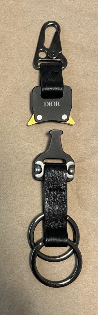 完売 Dior CD 1947 キーリング キーホルダー