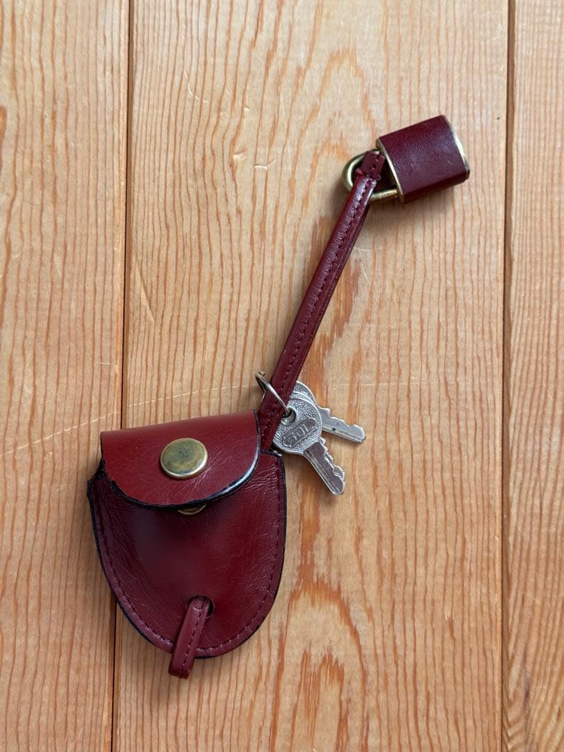 カルティエ　レザーボストンバッグ　ボルドー