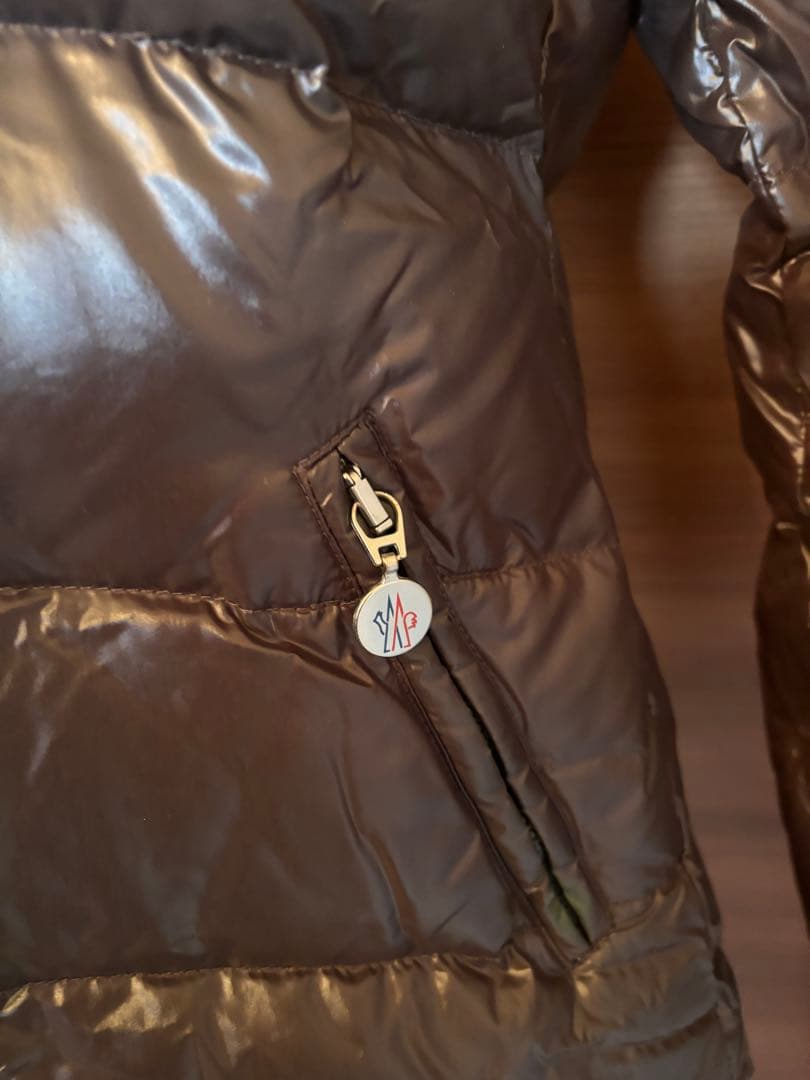 モンクレール　ダークブラウン ロングダウンジャケット