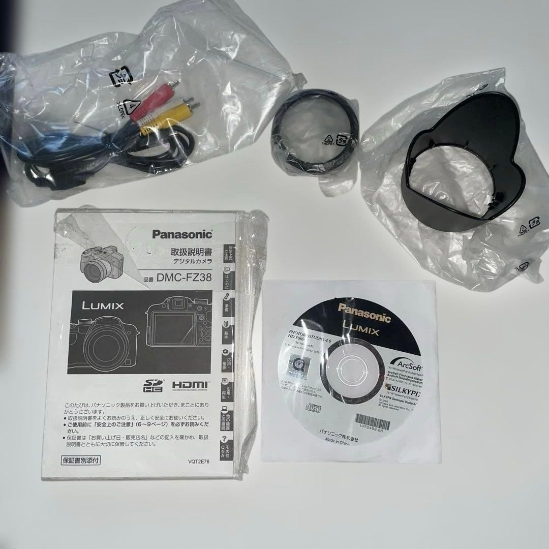 LUMIX デジカメ DMC-FZ38 ☆ 充電器+ソフトケース+SDカード付