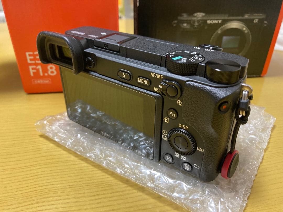 SONY α6400 & E35mmF1.8ossφ49mm