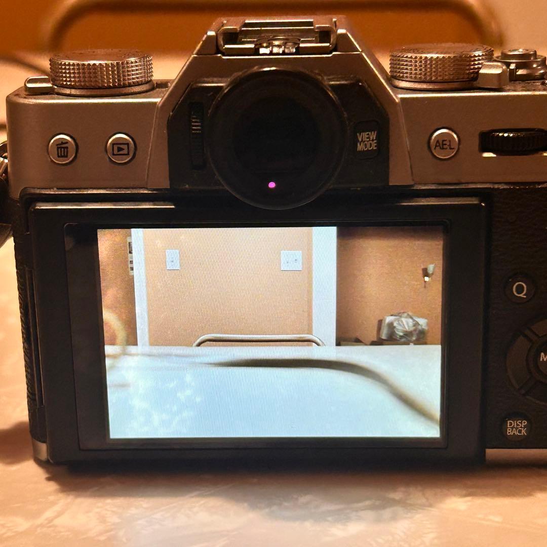Fujifilm X-T10 ミラーレスカメラ 18-55mmレンズ付き