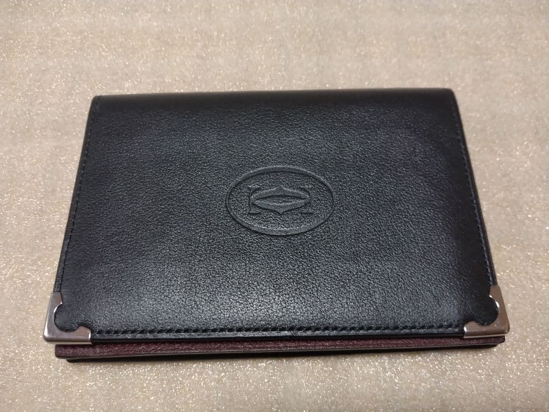 Cartierブラックレザー名刺入れ