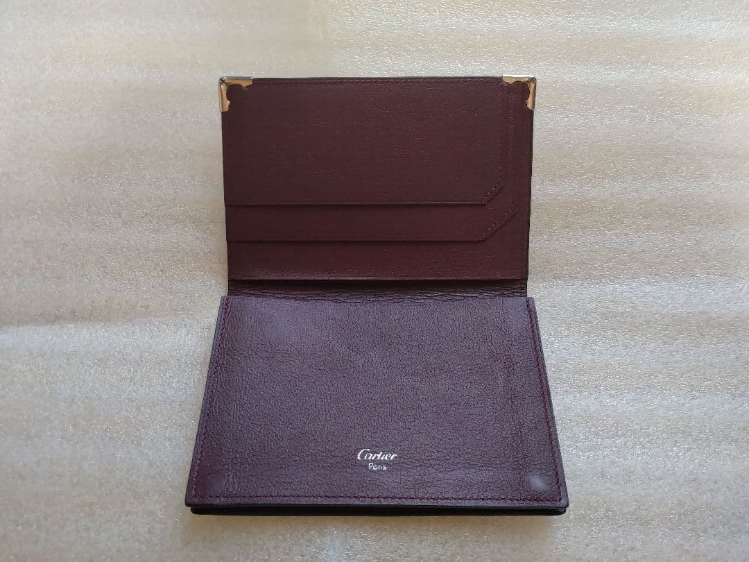 Cartierブラックレザー名刺入れ