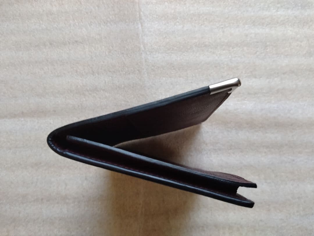 Cartierブラックレザー名刺入れ