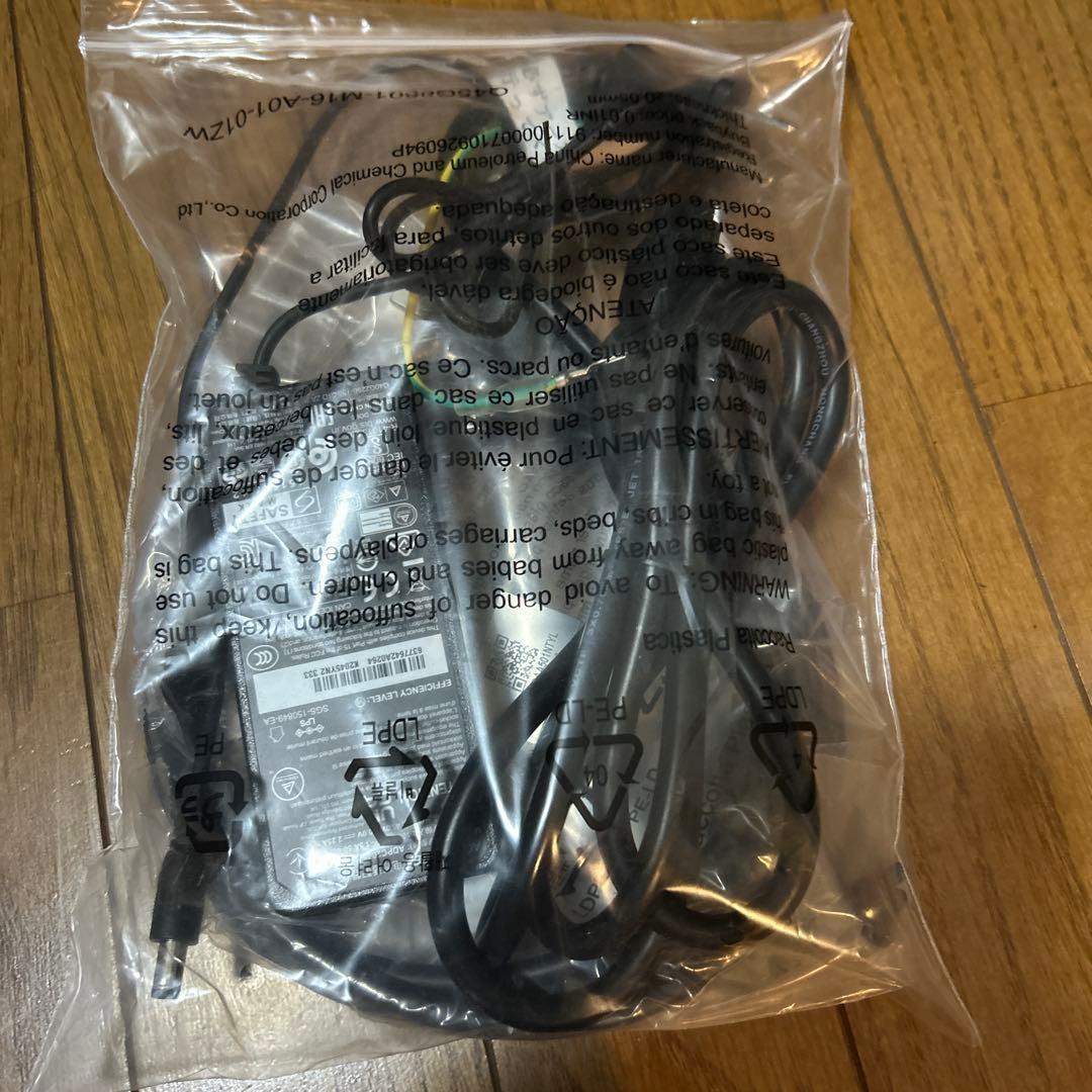 msiモニター湾曲パネル　27インチ