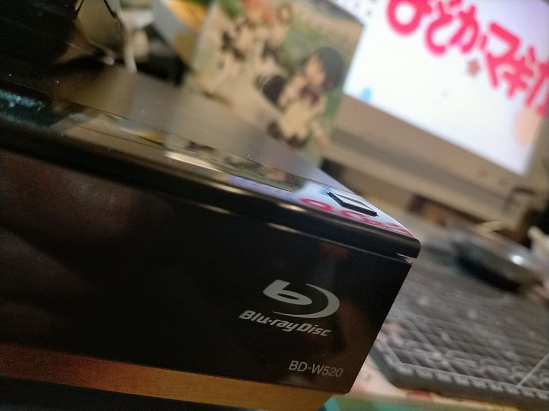 美観シャープ・BLレコーダーBD-W520・リモコン+HDMIケーブル