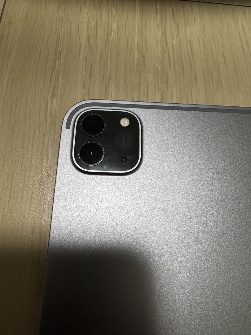 ガ*ス様 iPad Pro 11inch 第4世代 WiFiスペースグレー　付属