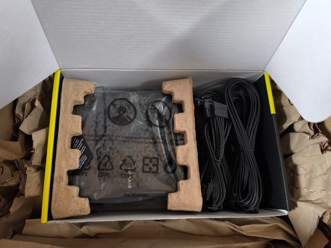 Corsair RM850e 2025 ATX3.1 850w 電源