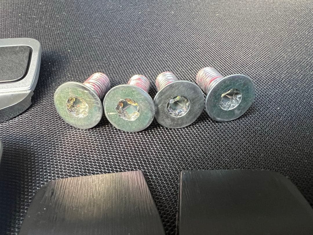 【アイシン】ドアスタビライザー＋取付ボルトセット　ZC33S スイフトスポーツ