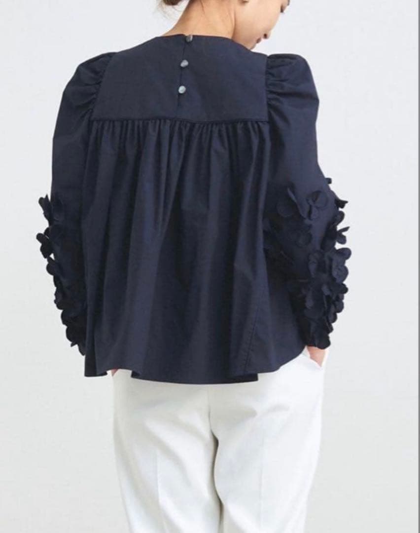 ヨリ　shirocon パフュームブラウス　ネイビー34