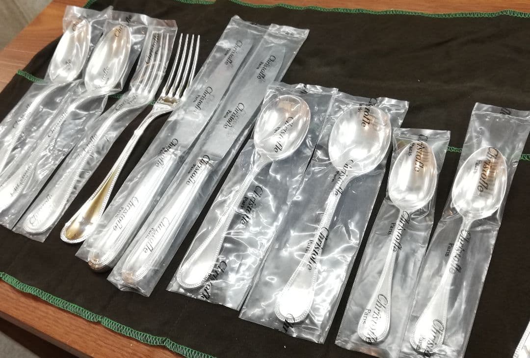 年末特別セール◇未使用　フランス製　Christofle　カトラリーセット12本