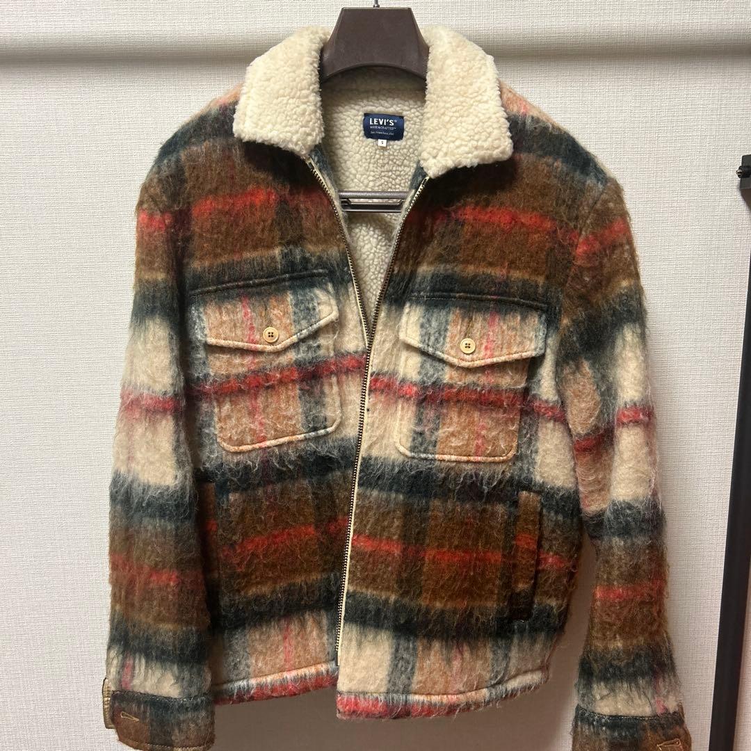 takuya∞着用 Levis シェルパランチコート