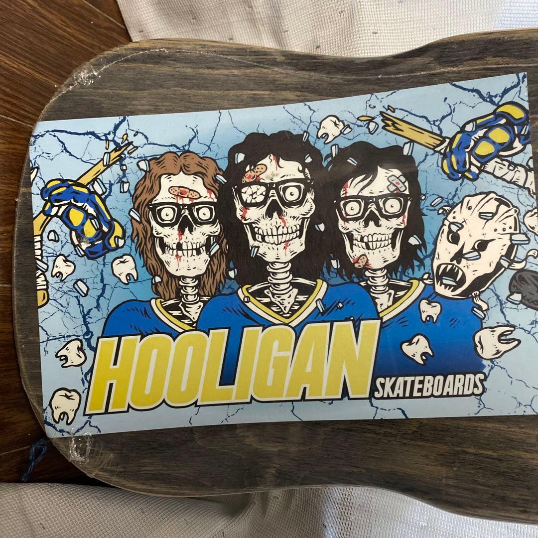 H & W Strike Anywhere スケートボードデッキ