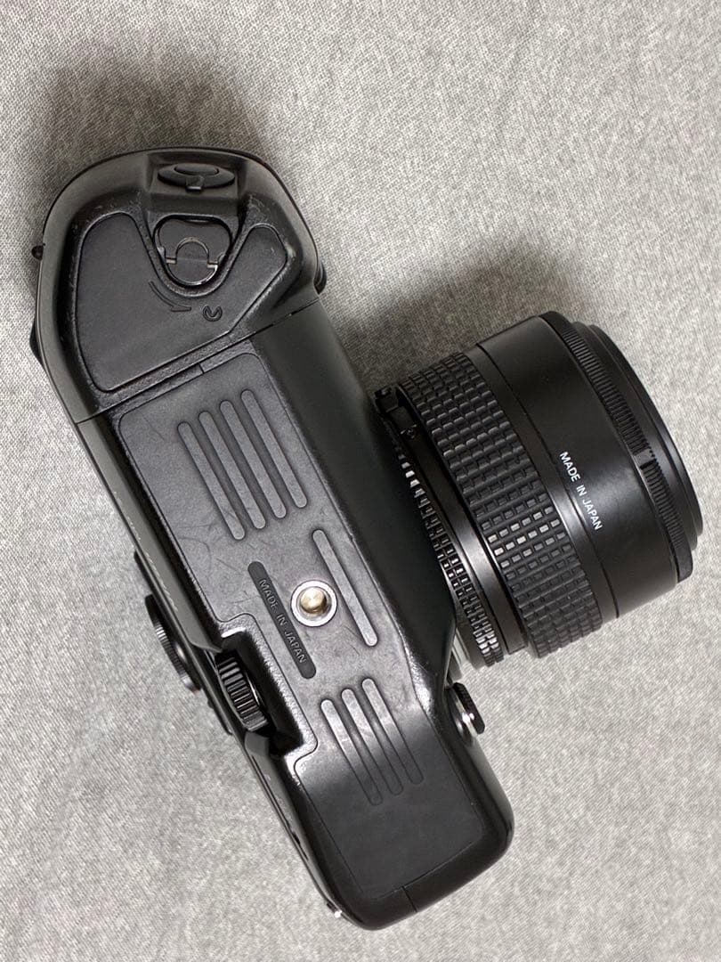 ⭐️外観美品⭐️ニコン Nikon F4S & 標準ズームレンズ 一眼フィルムカメラ