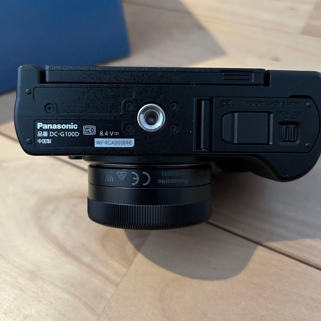 Panasonic LUMIX G100D グリップキット