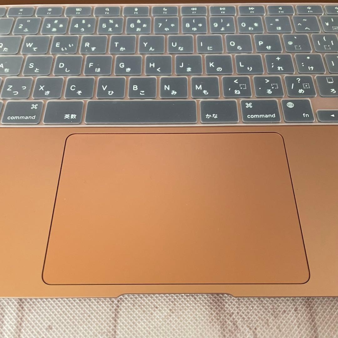 MacBook Air 13インチ ゴールド