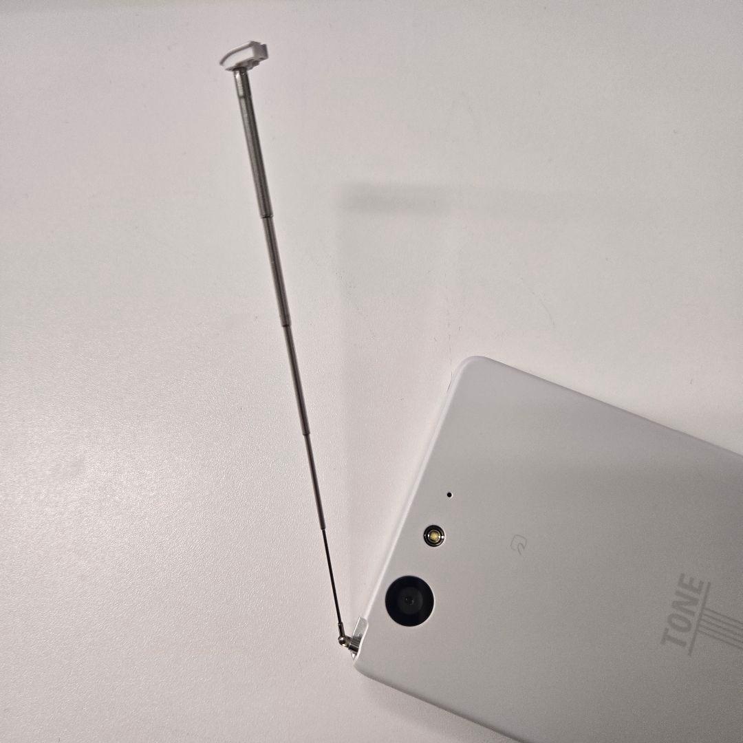 TONE M17 防水Androidスマートフォン