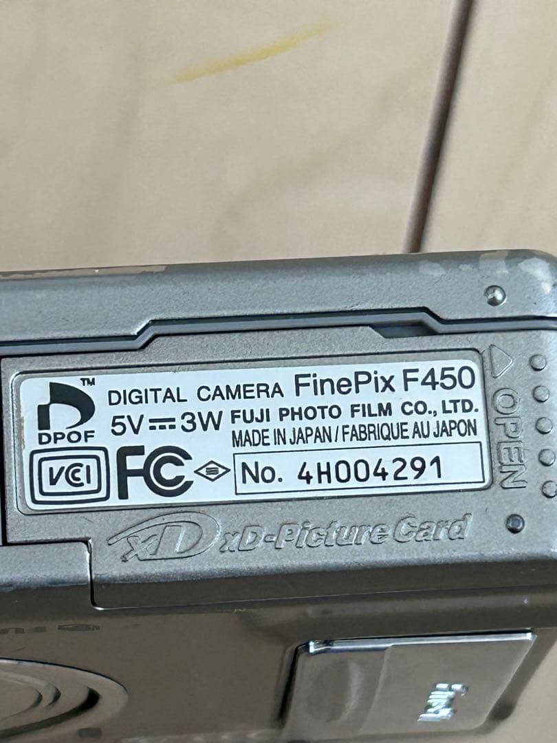 Fujifilm F450 デジタルカメラ デジカメ　中古　フジフィルム