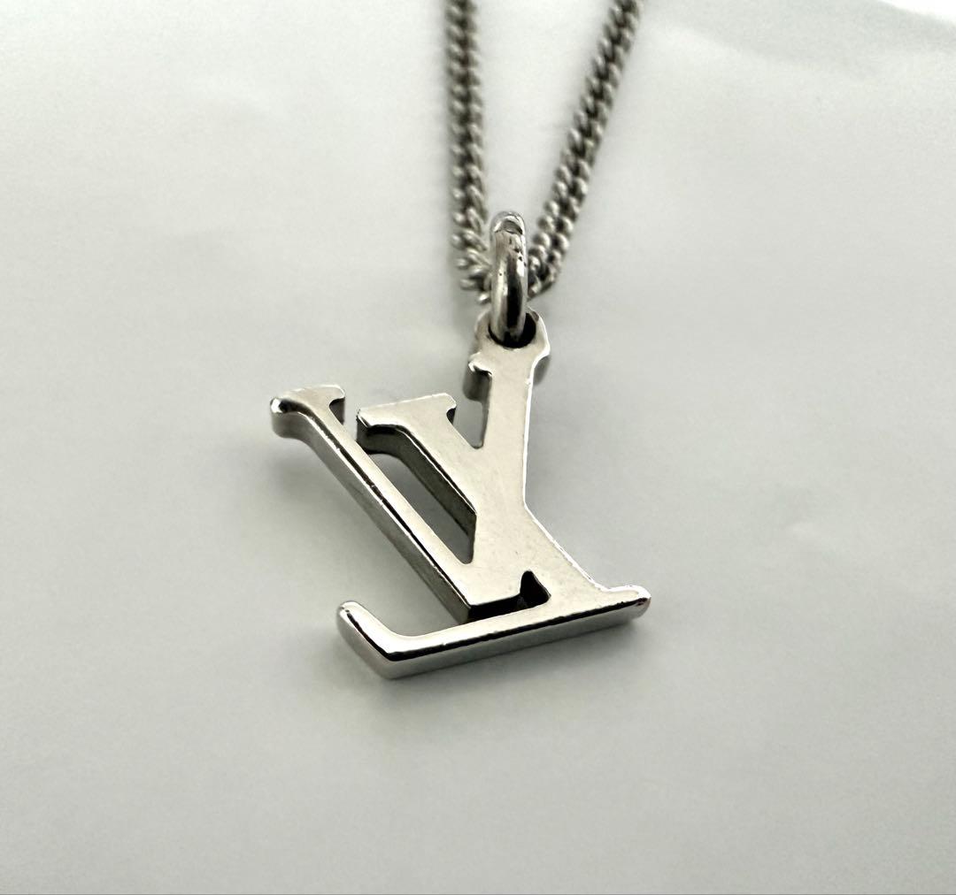 ✨極美品✨louis vuitton LV ネックレス モノグラム柄 【正規品】
