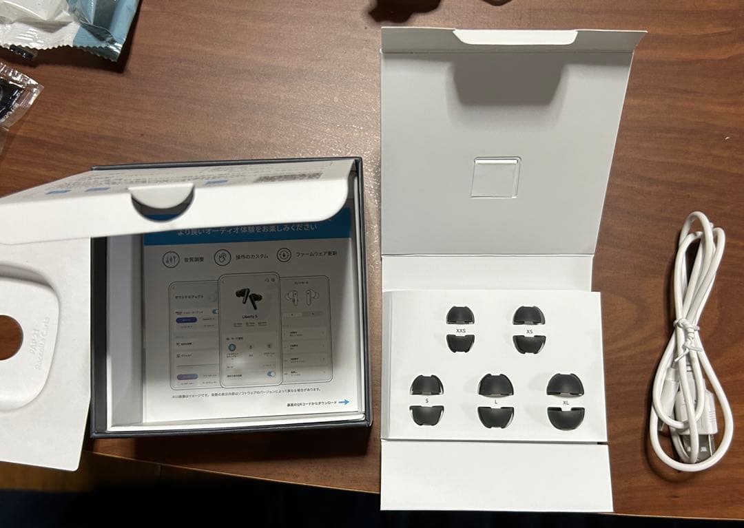 イヤホン Anker sound core liberty 5