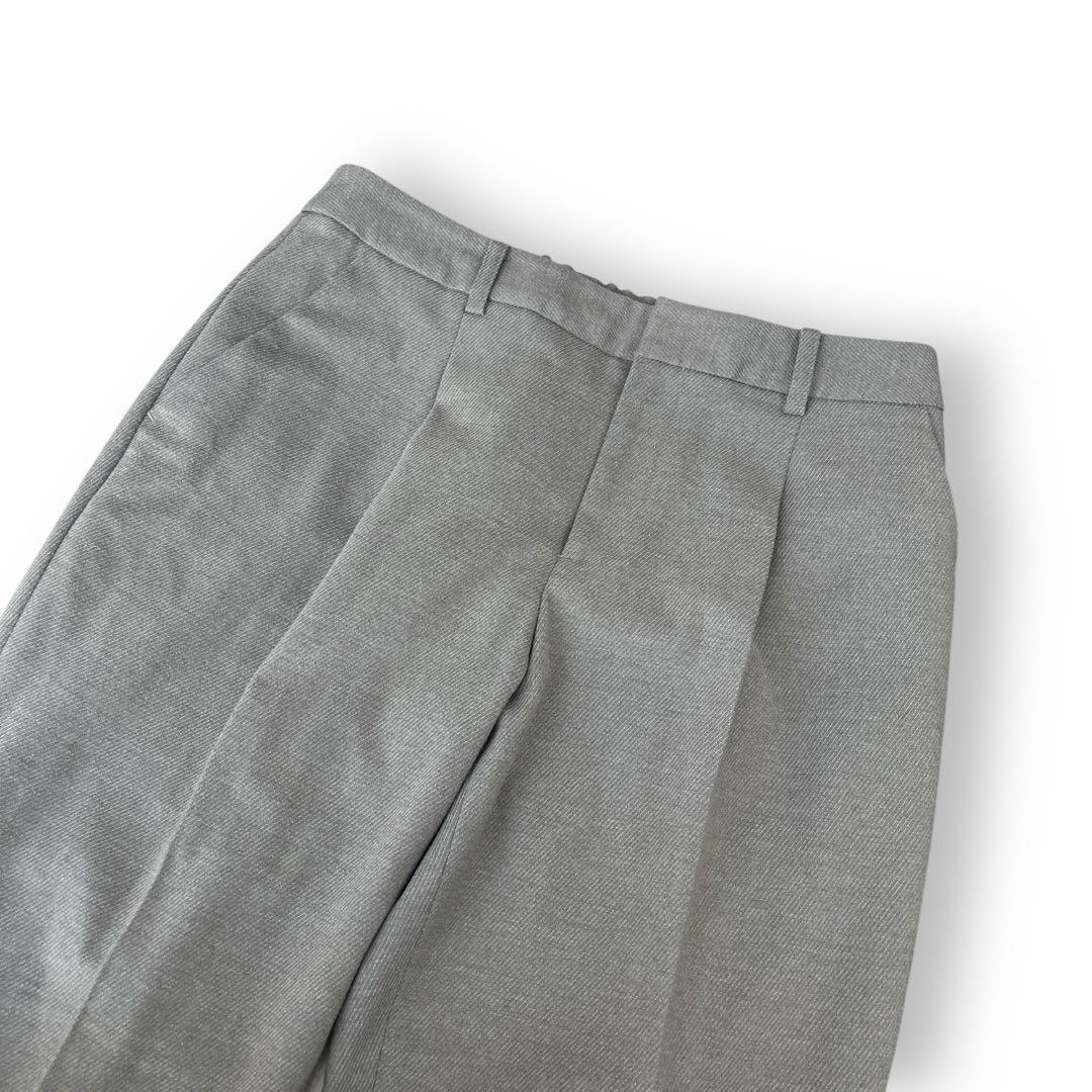 グリーンレーベルリラクシング　ノーカラー　パンツ　セットアップスーツ　グレー